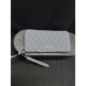 Vera Bradley Quilted Gray Wallet Wristlet Zip Around New